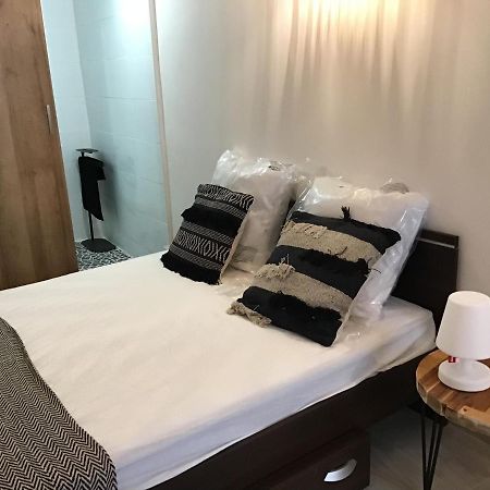 דירות Loft Avec Beaucoup De Cachet Centre Historique מונפלייה מראה חיצוני תמונה